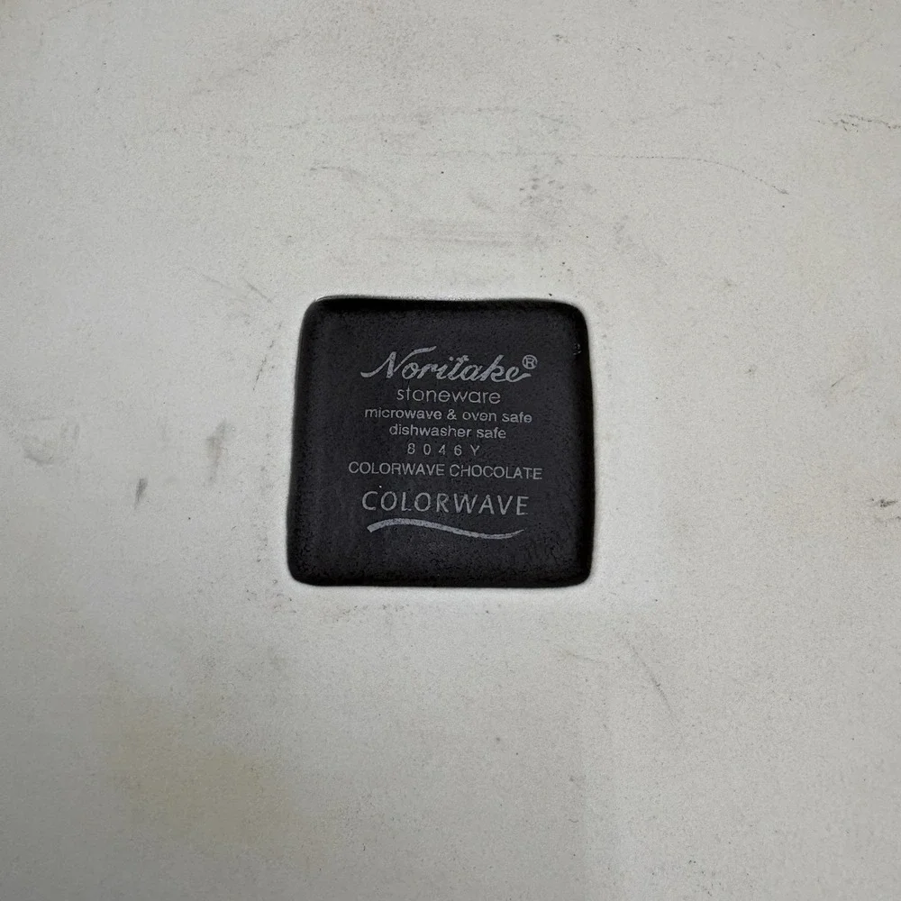 Noritake ColorWave Square Casserole Graphite‎ Chocolate Brown Discontinued